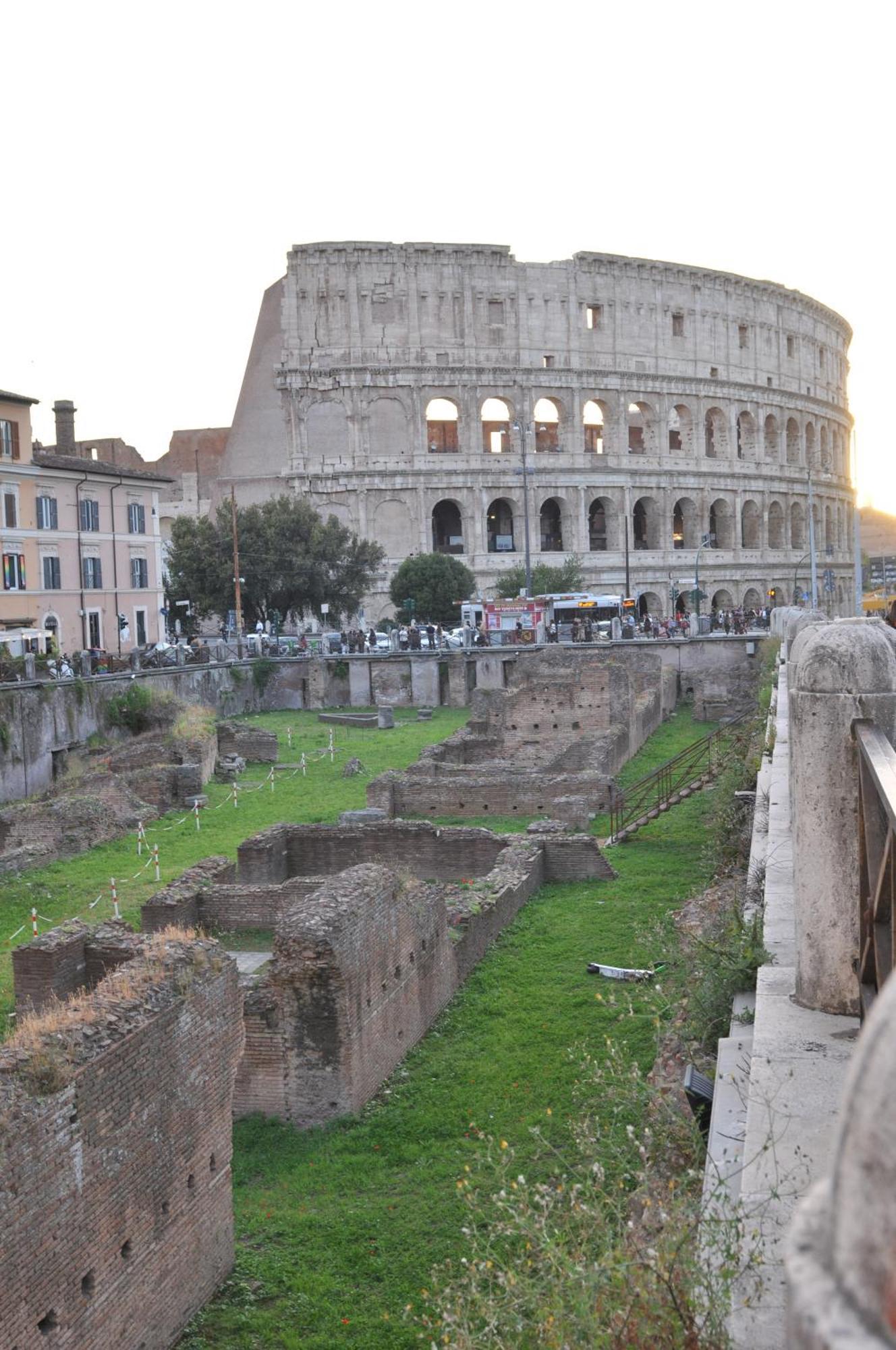 A Due Passi Dal Colosseo Appartement Rome